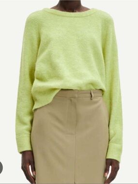 Samsoe Samsoe Mel Lightweight Crewneck Sweater in Soft Lime Green